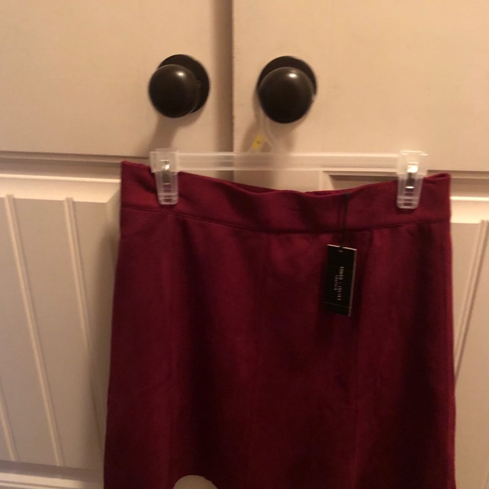 Velvet skirt